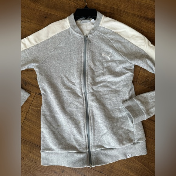 PUMA Women Light Weight Track Jacket - Picture 14 of 14